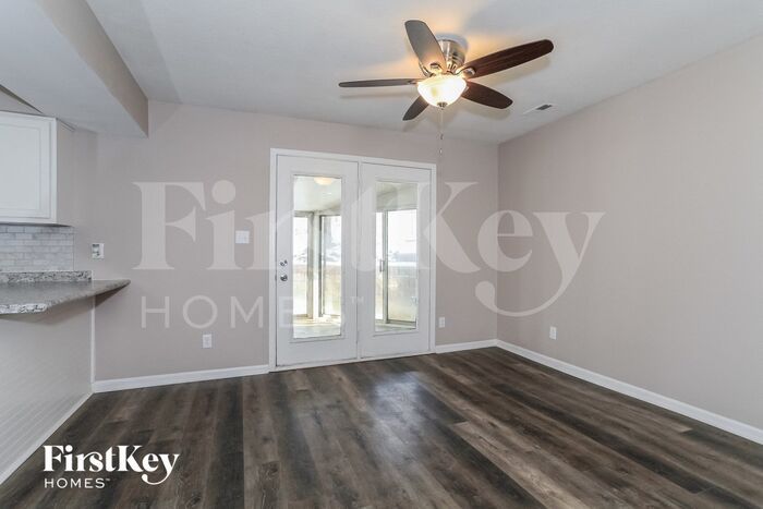 215 Rachel Ln – photo 4