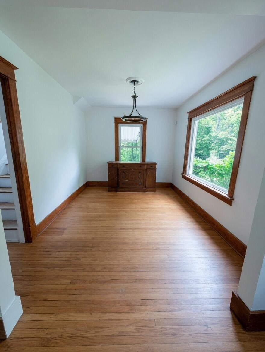 490 E Oakland Ave – photo 4