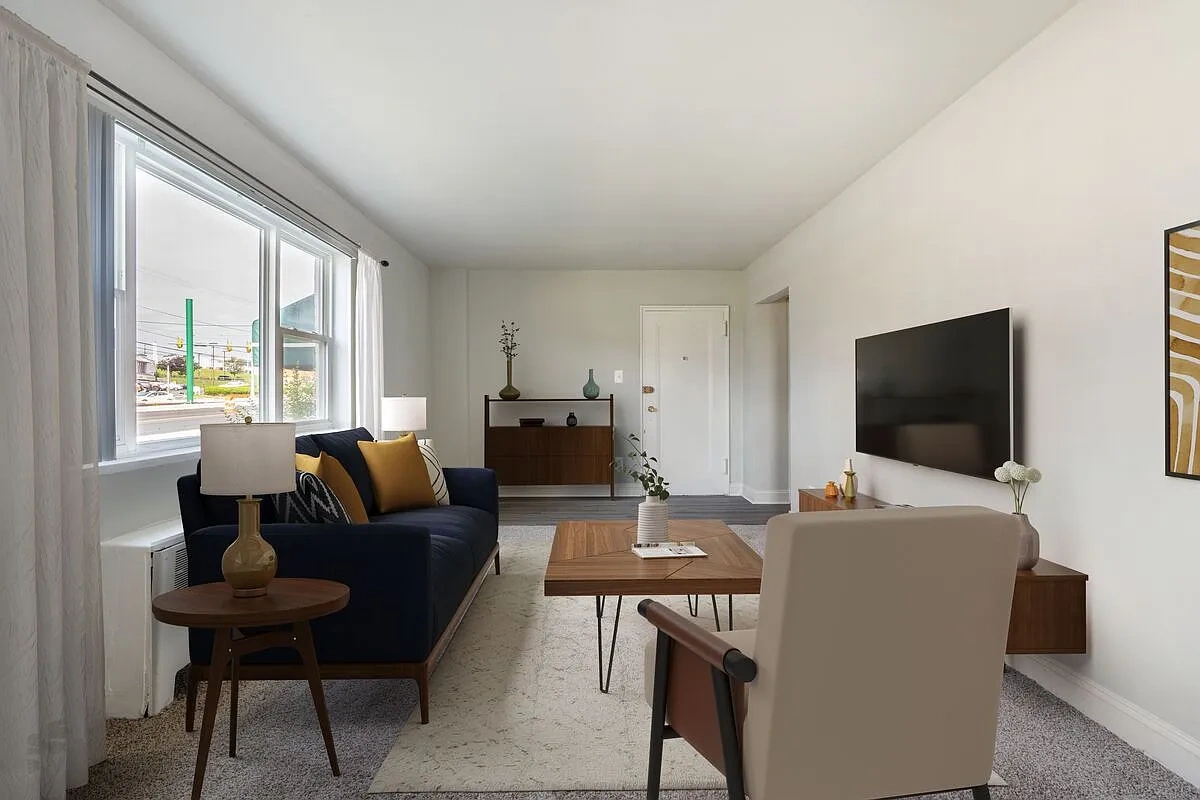 Bedford and Victoria Station Apartments – photo 2