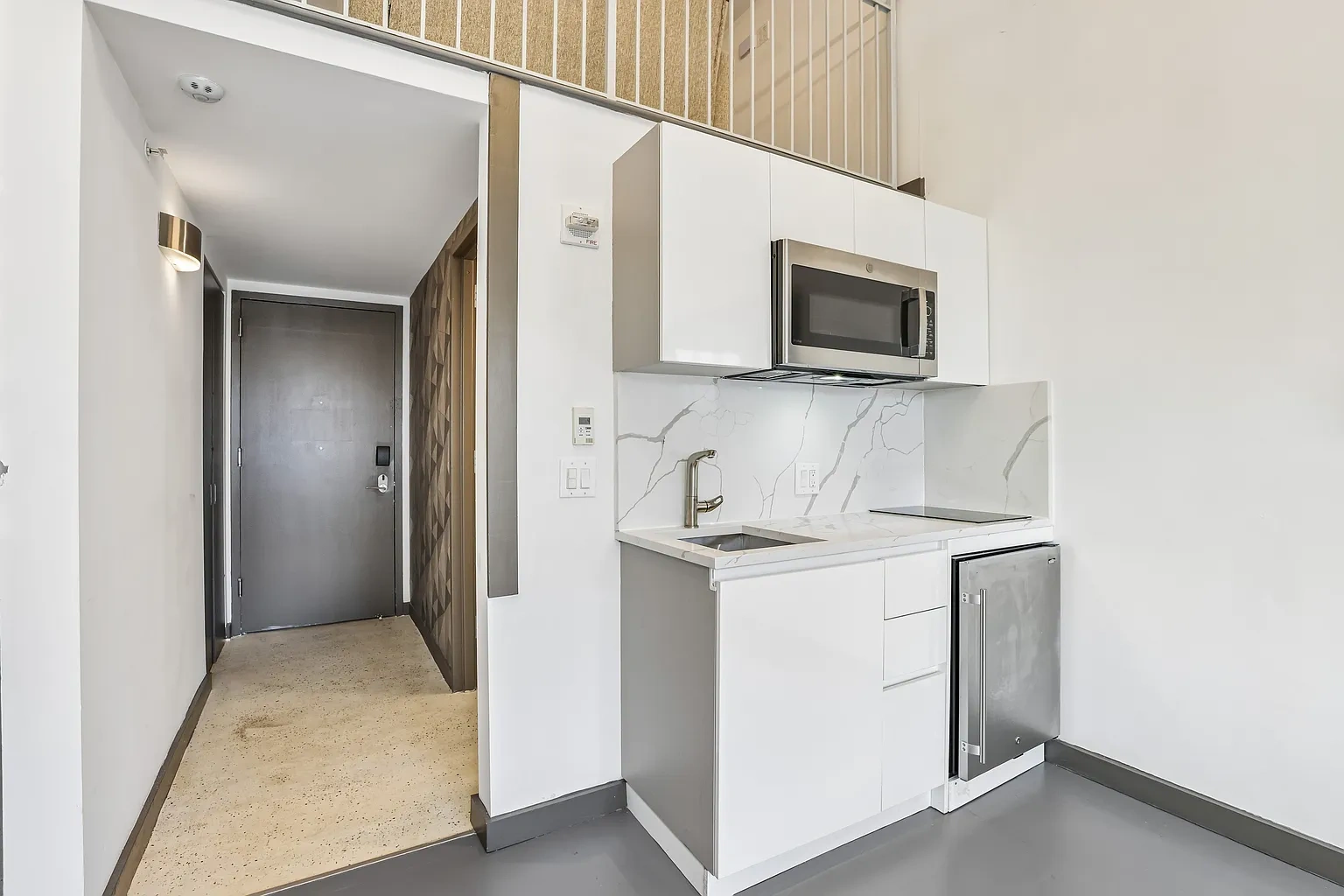 810 Gibson Residences – photo 1