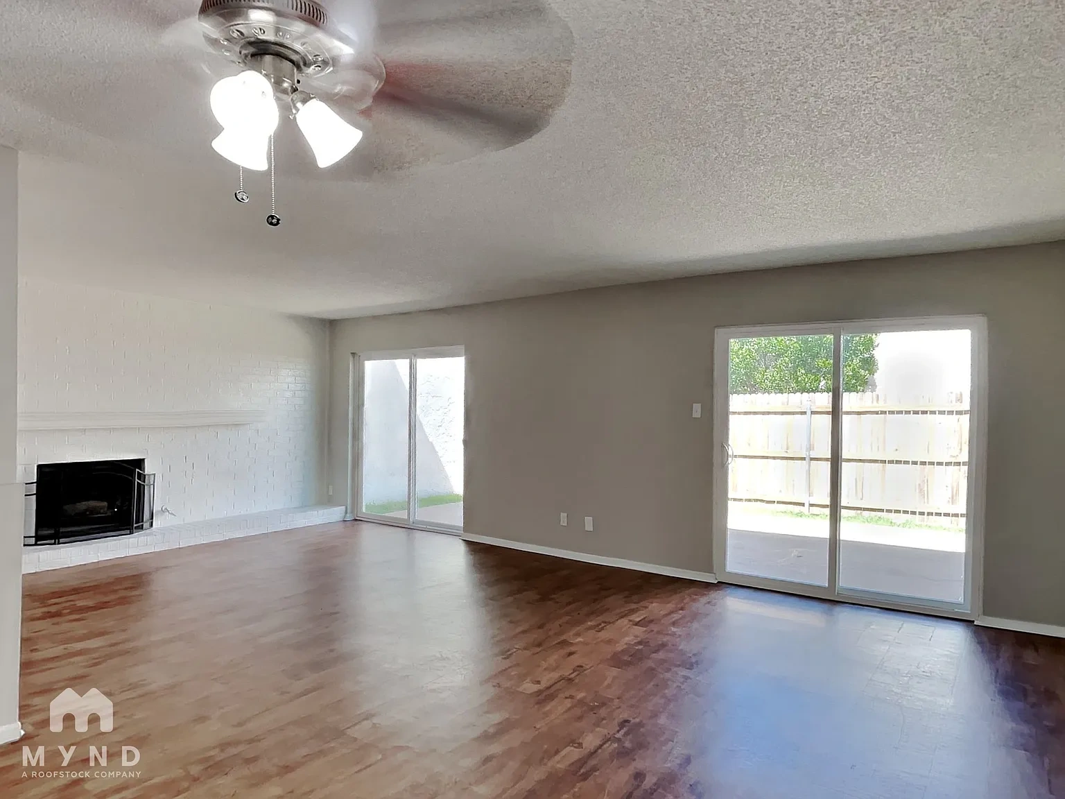 Del Estrado Townhomes – photo 1