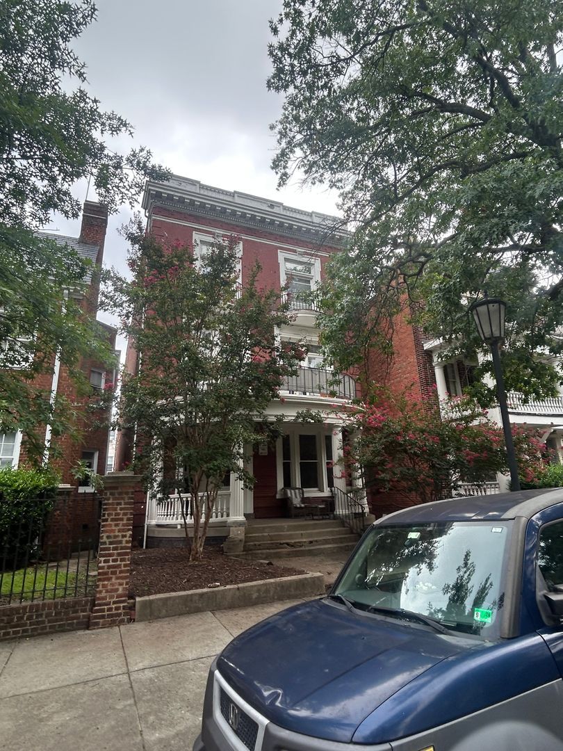 2828 Monument Ave unit #1 – photo 1
