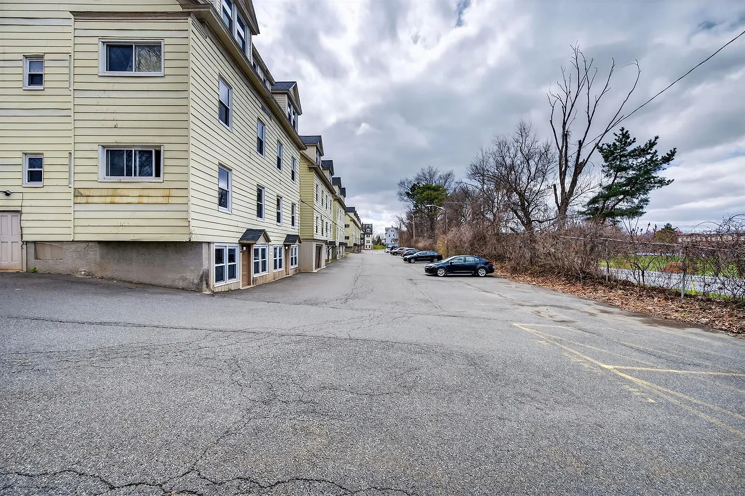 Campus View Apartments – photo 4