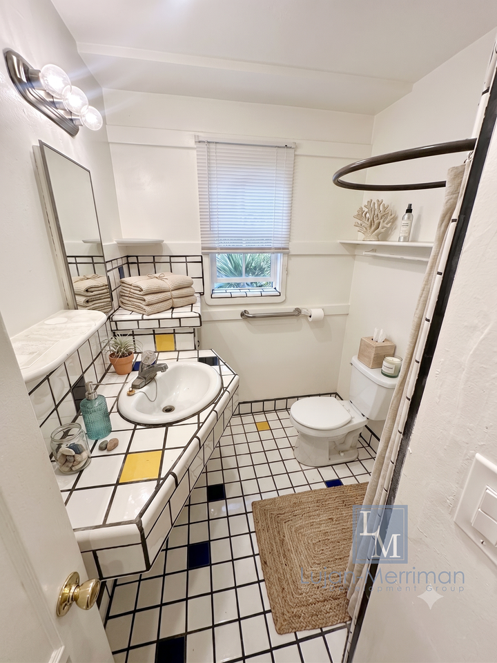 4109 E Ocean Blvd unit 2 – photo 3