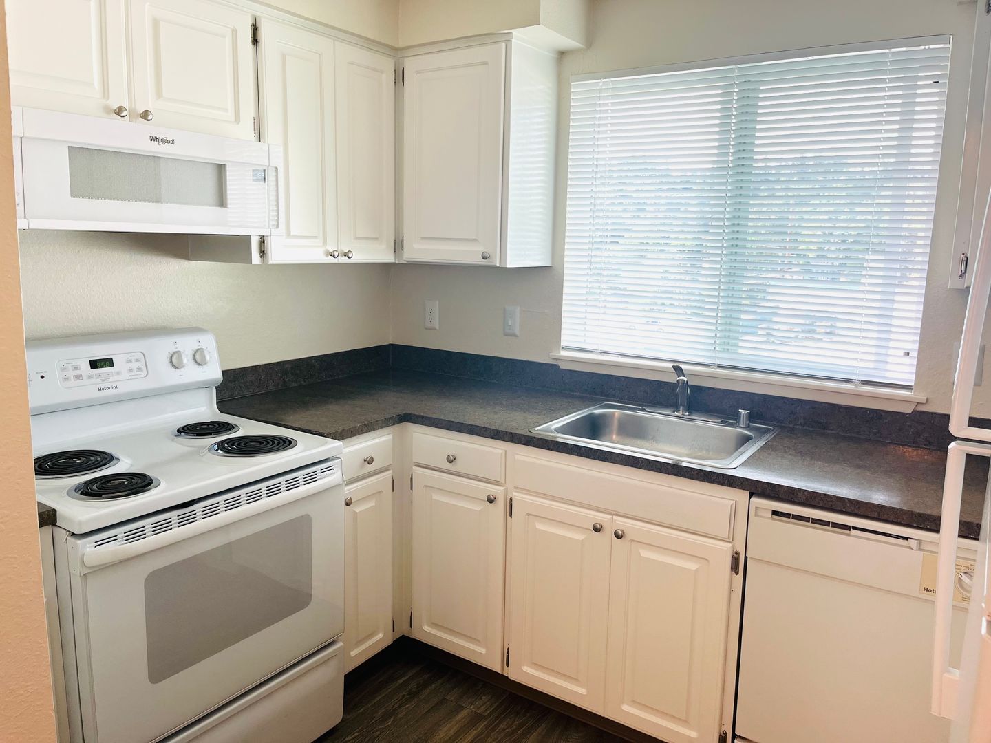 17515 83rd Pl NE unit Apt 15D – photo 1