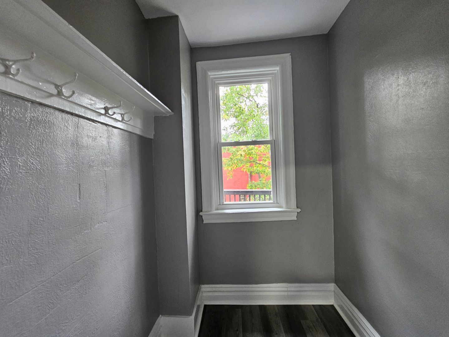 1609 Methyl St unit 2 – photo 3