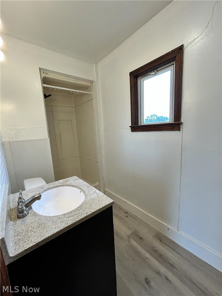 1120 Main St unit #6 – photo 4