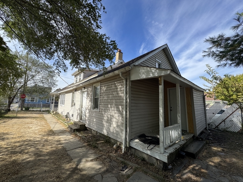 3233 W 50th St – photo 5
