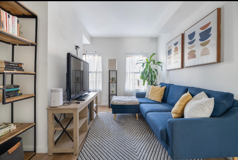 12 W 52nd St unit 2 – photo 1
