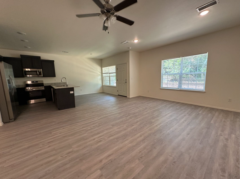 987 S Benchmark Ln unit 1 – photo 3