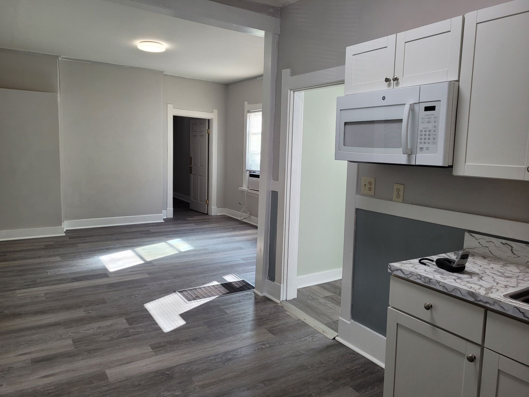 112 Boston Ct – photo 3