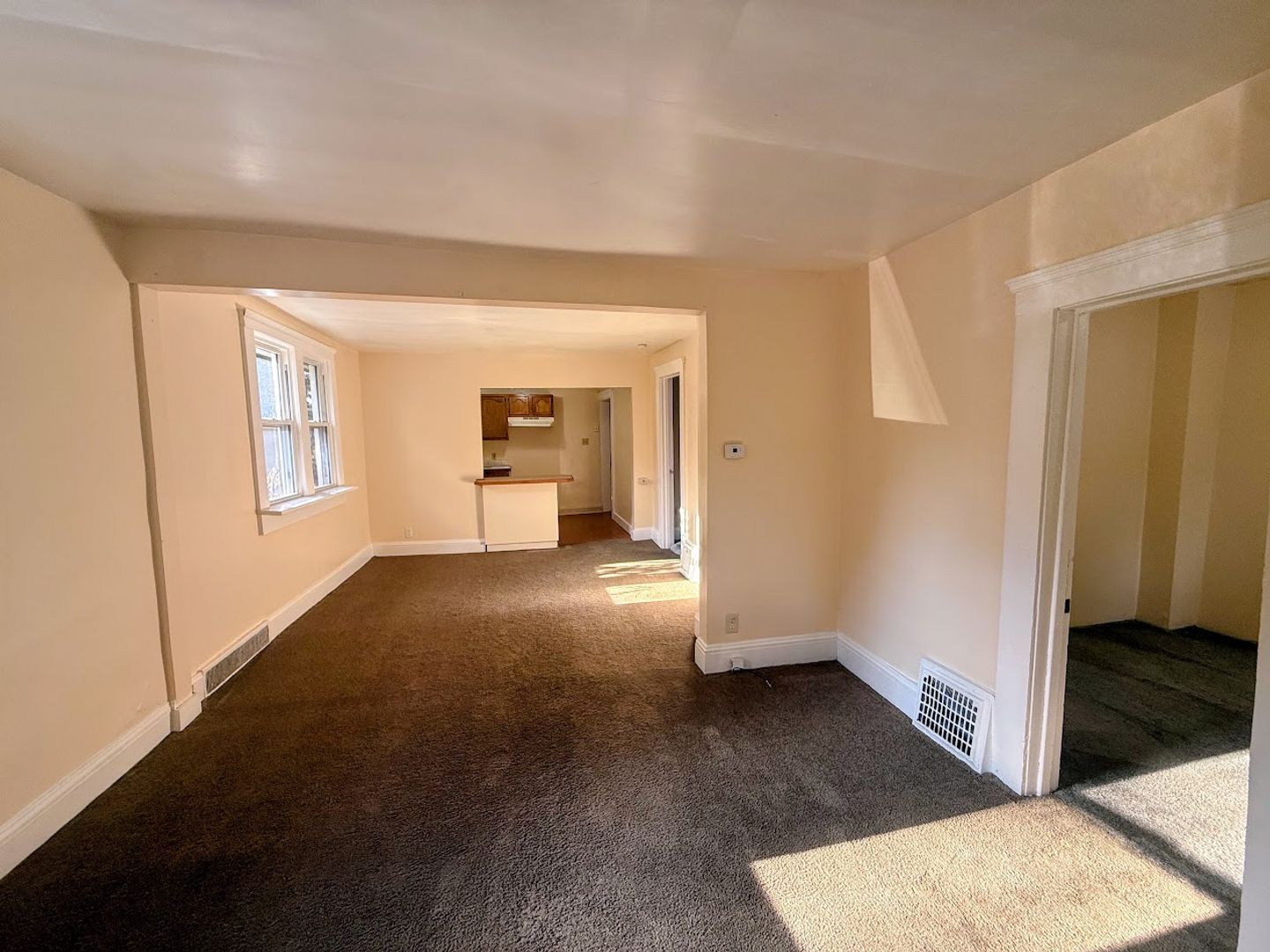 175 E Emerling Ave – photo 2