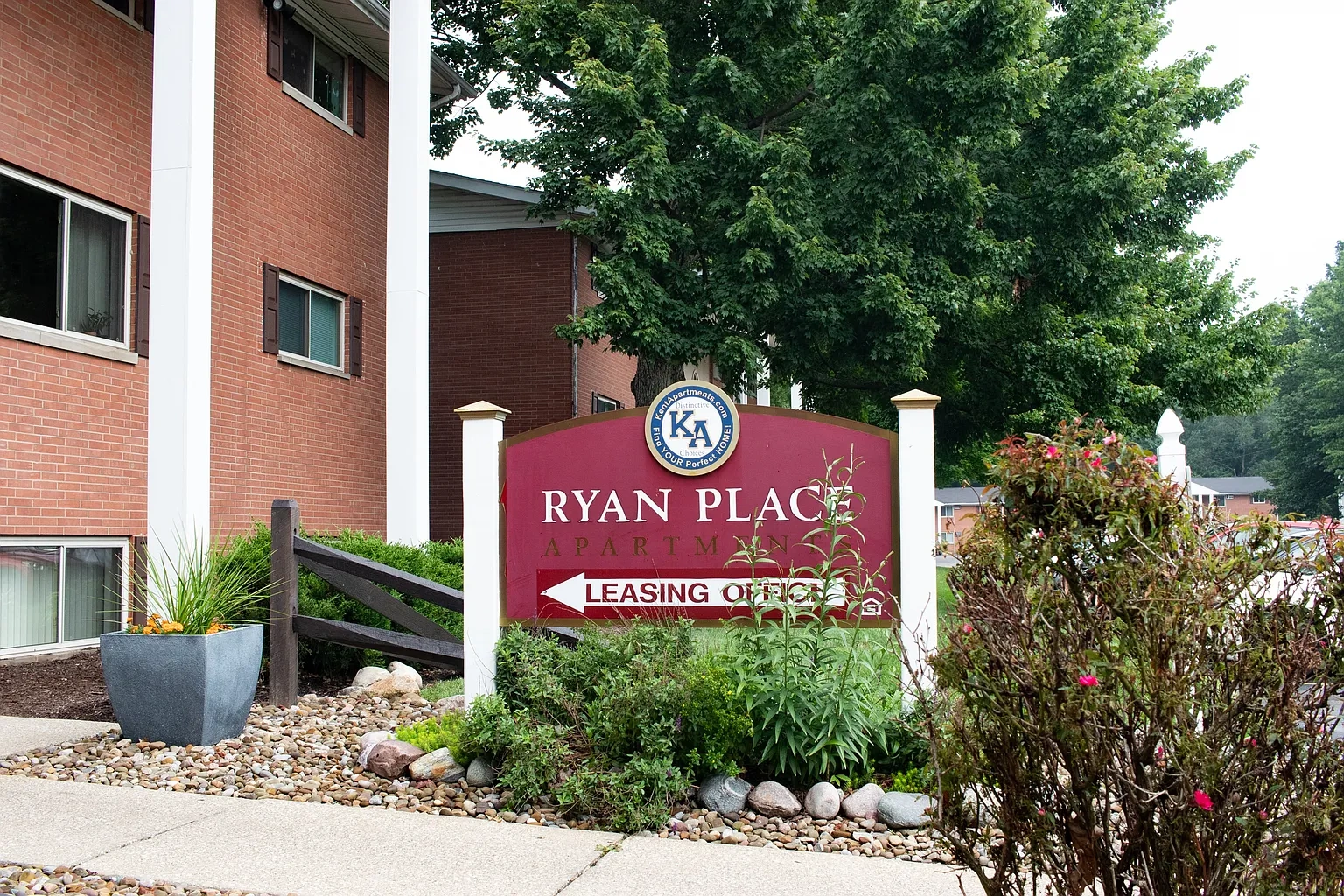 Ryan Place Apartments – photo 3