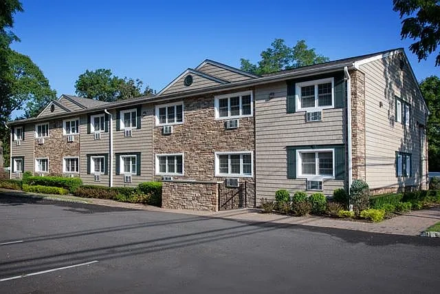 Fairfield At Islip Terrace – photo 1