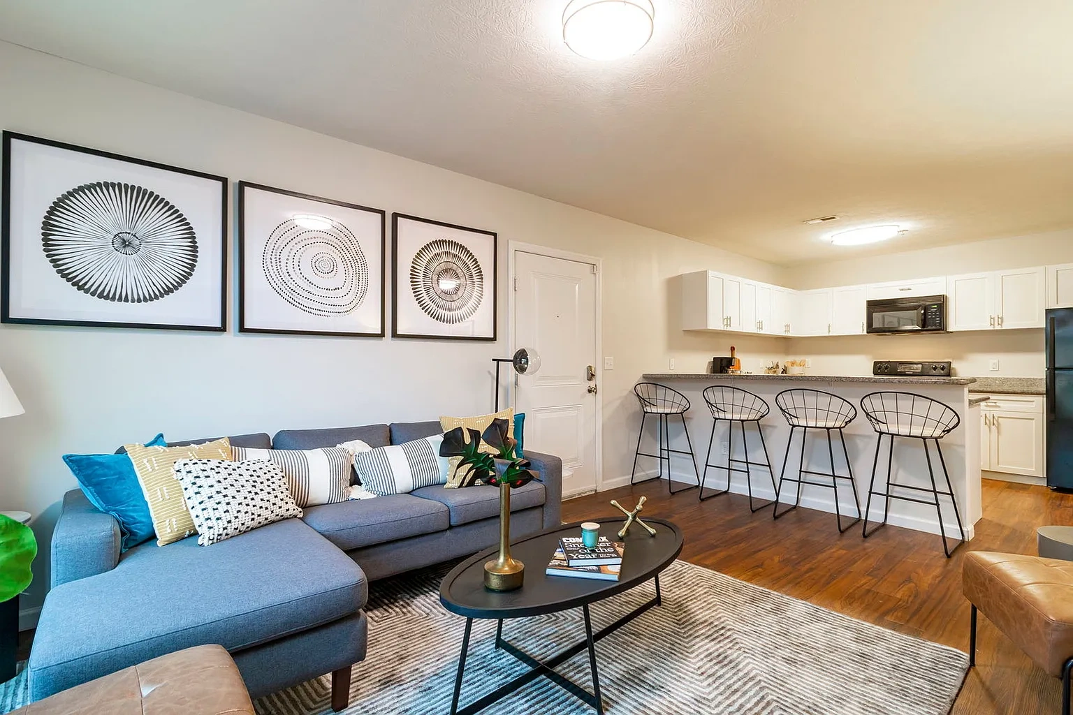 East Village Apartments – photo 4