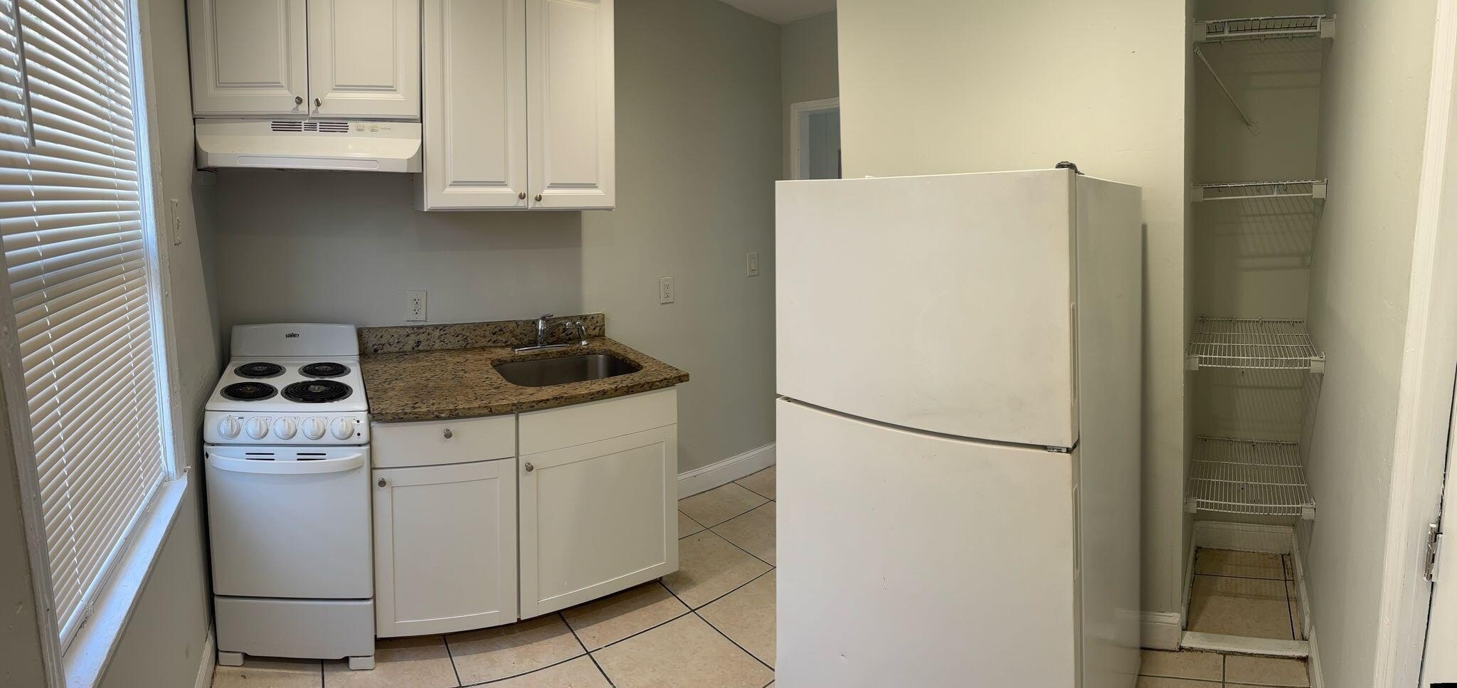 817 7th St – photo 5