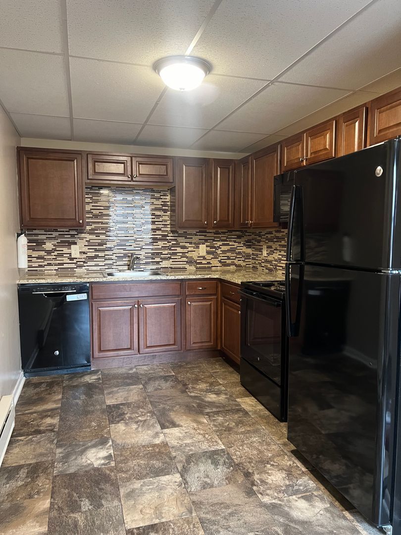 200 Bunker Hl Rd unit 208 – photo 1