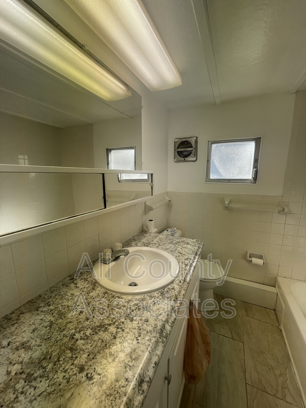 2132 Kepner Dr – photo 4