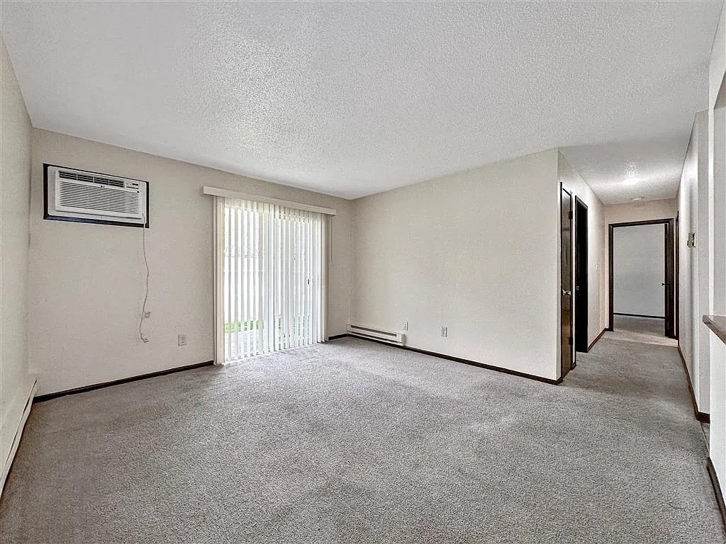 Park Forest Apartments – photo 2