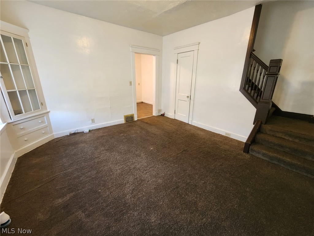 2859 Avondale Ave unit 2859 – photo 3