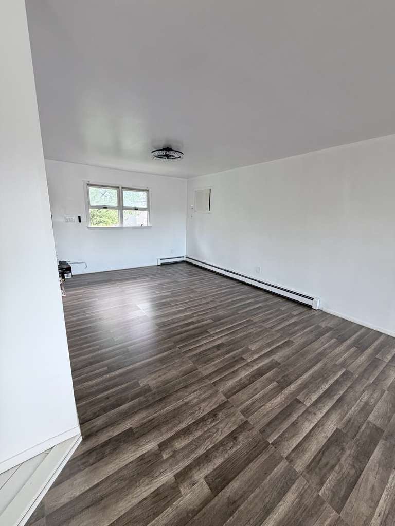 1115 4th St unit UP – photo 3