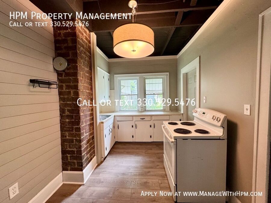 304 Chicago Pl NW – photo 4