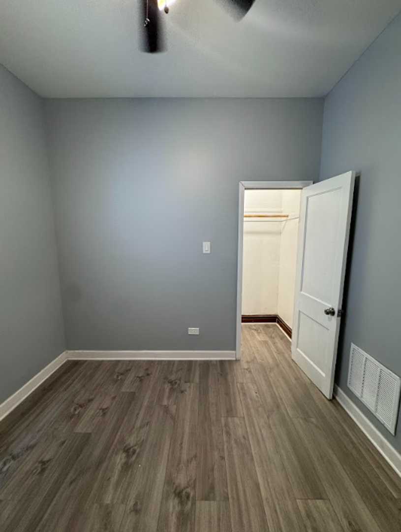 12219 S Lowe Ave – photo 5