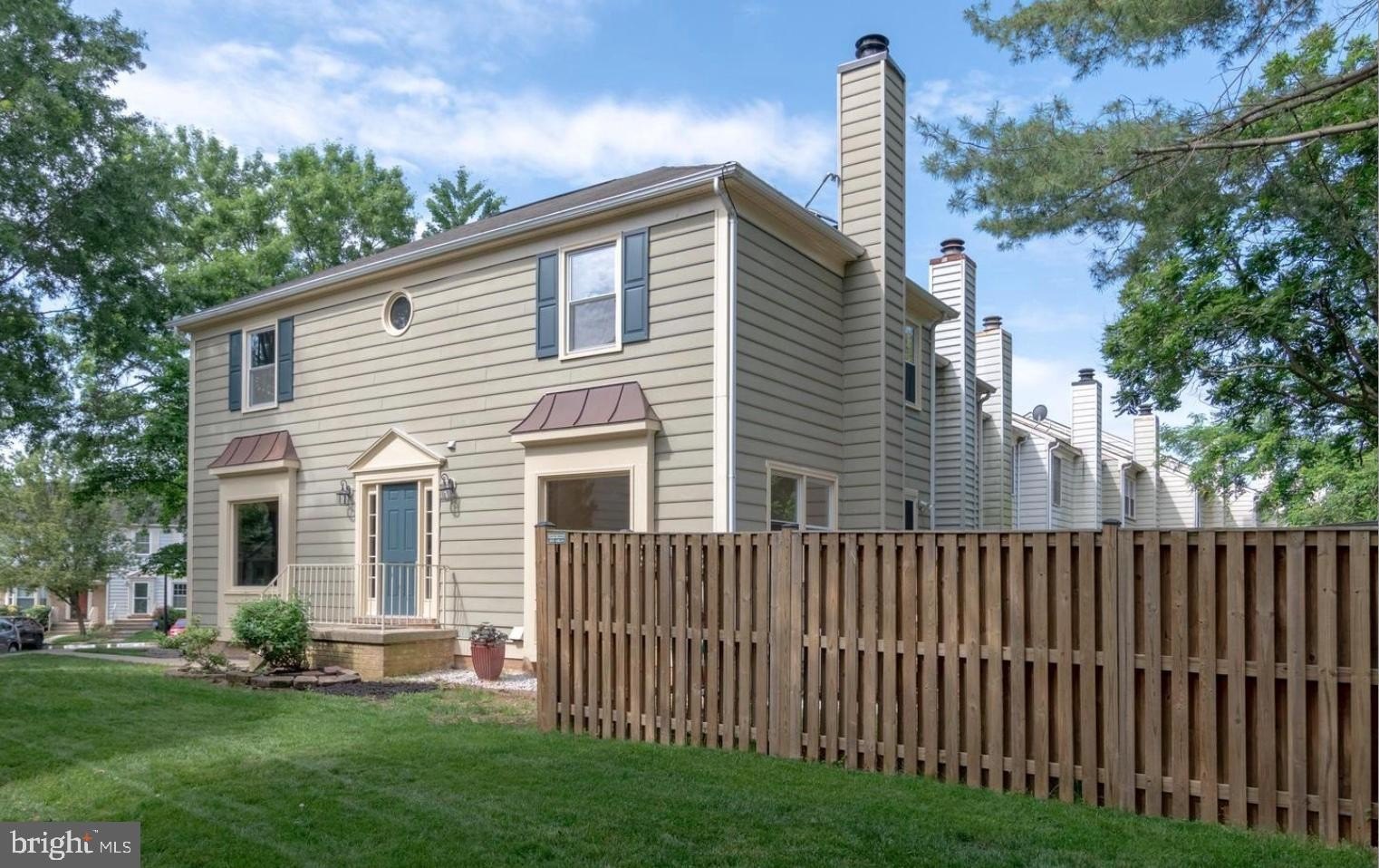 6120 Old Brentford Ct – photo 2