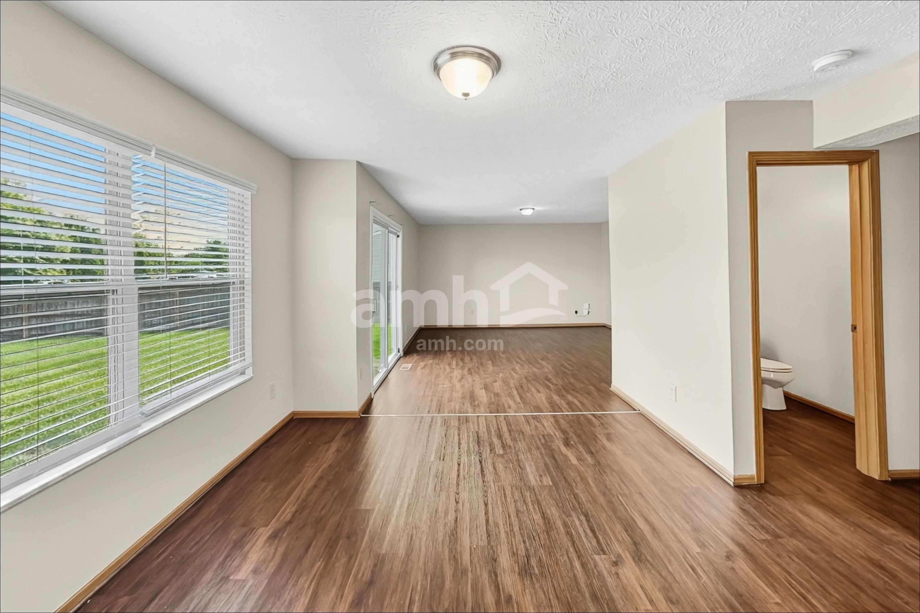 1064 Amherst Blvd – photo 5