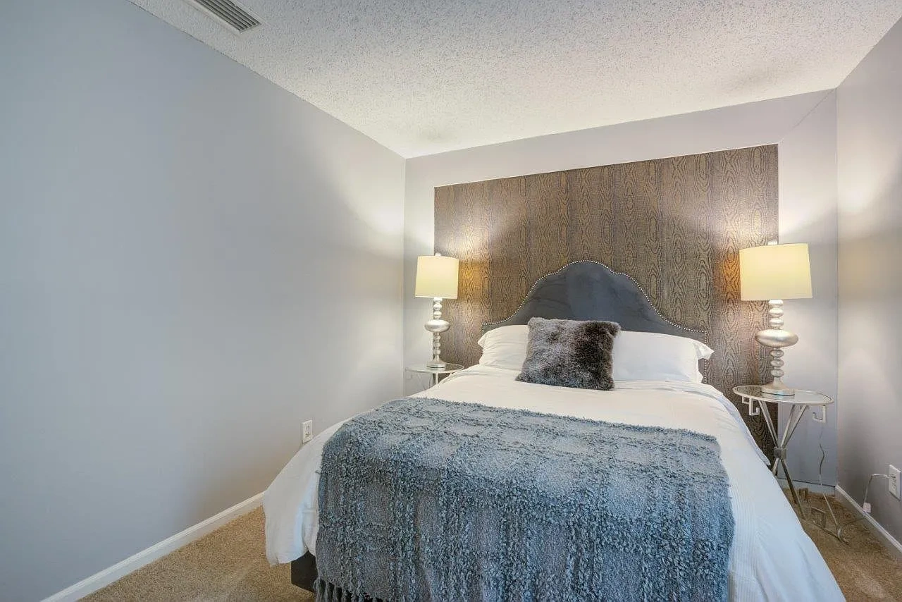 Park at Lake Magdalene Apartments and Townhomes – photo 3