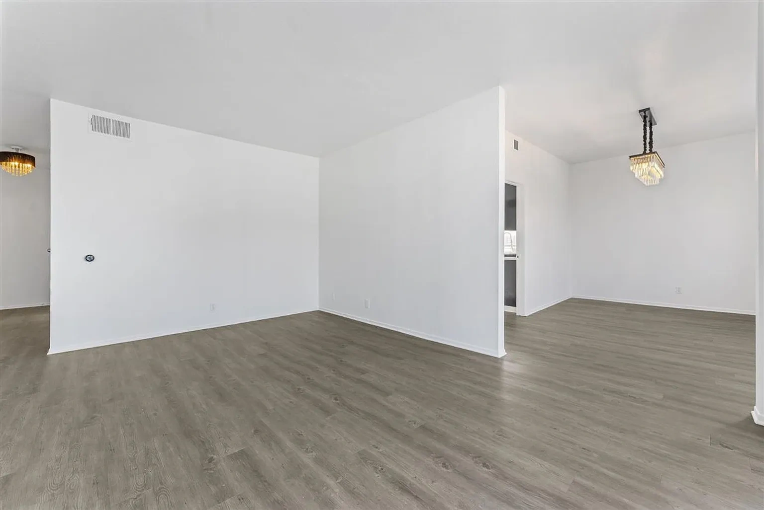 1175 E Ocean Blvd – photo 4