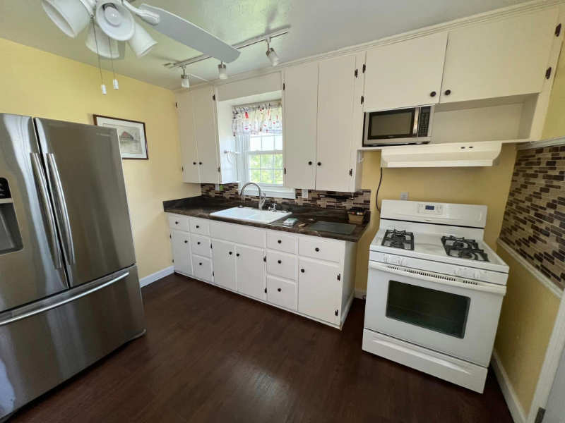 309 55th St – photo 3