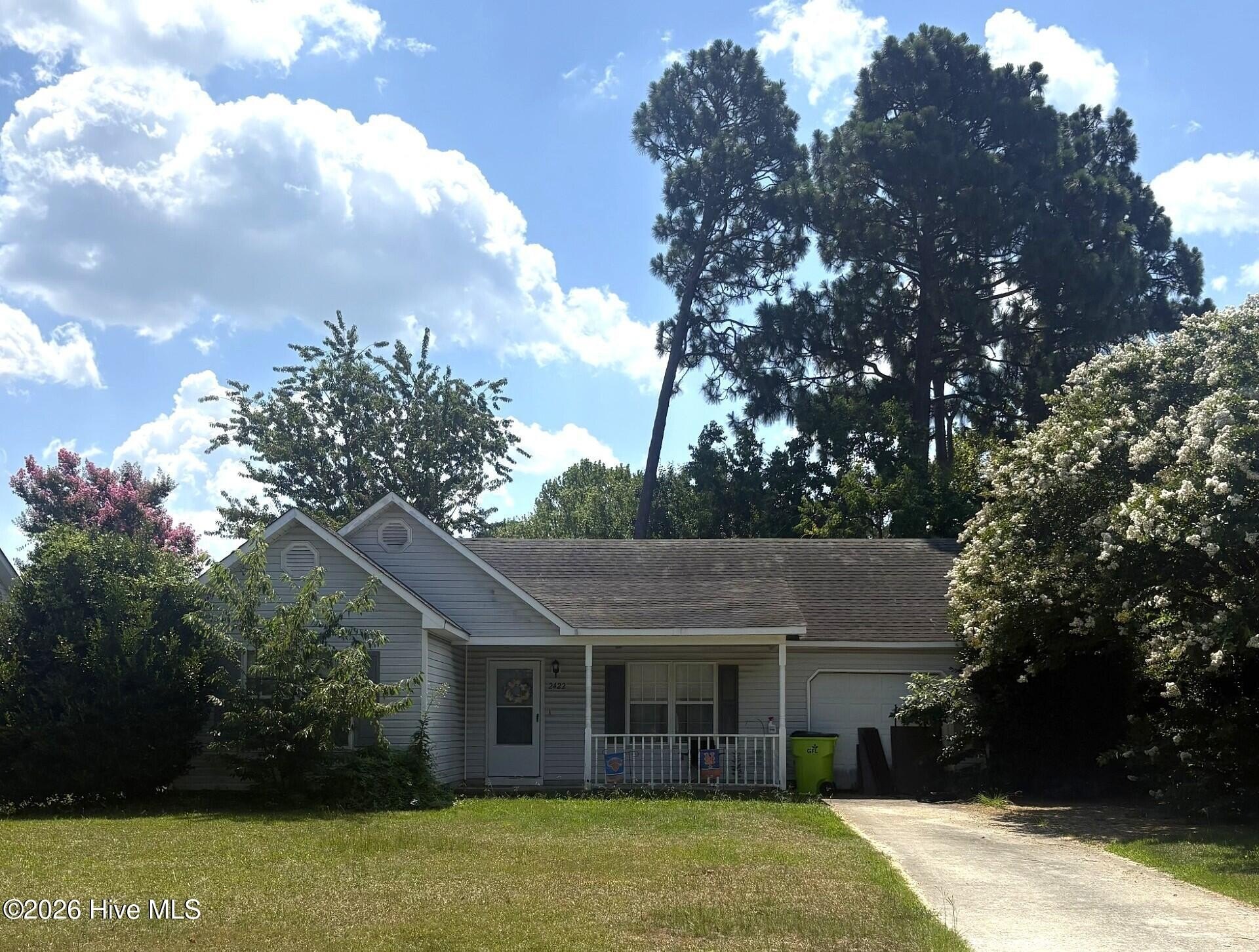 2422 White Rd – photo 1