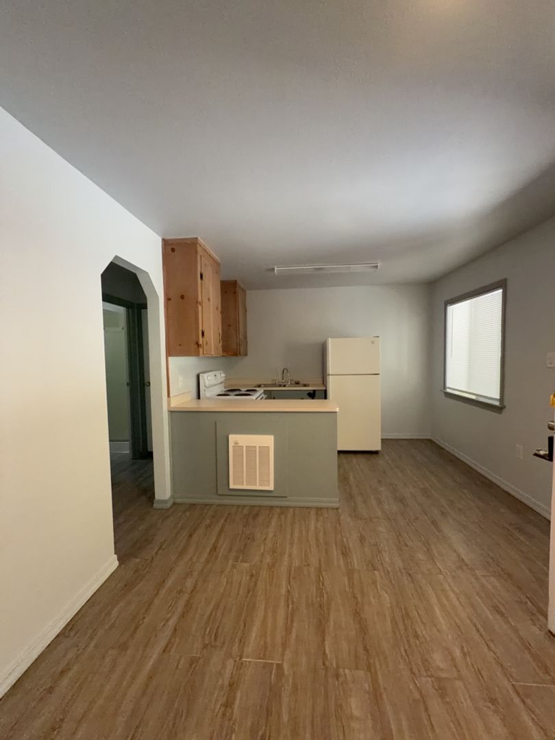 6599 Hohape Ave unit #2 – photo 3