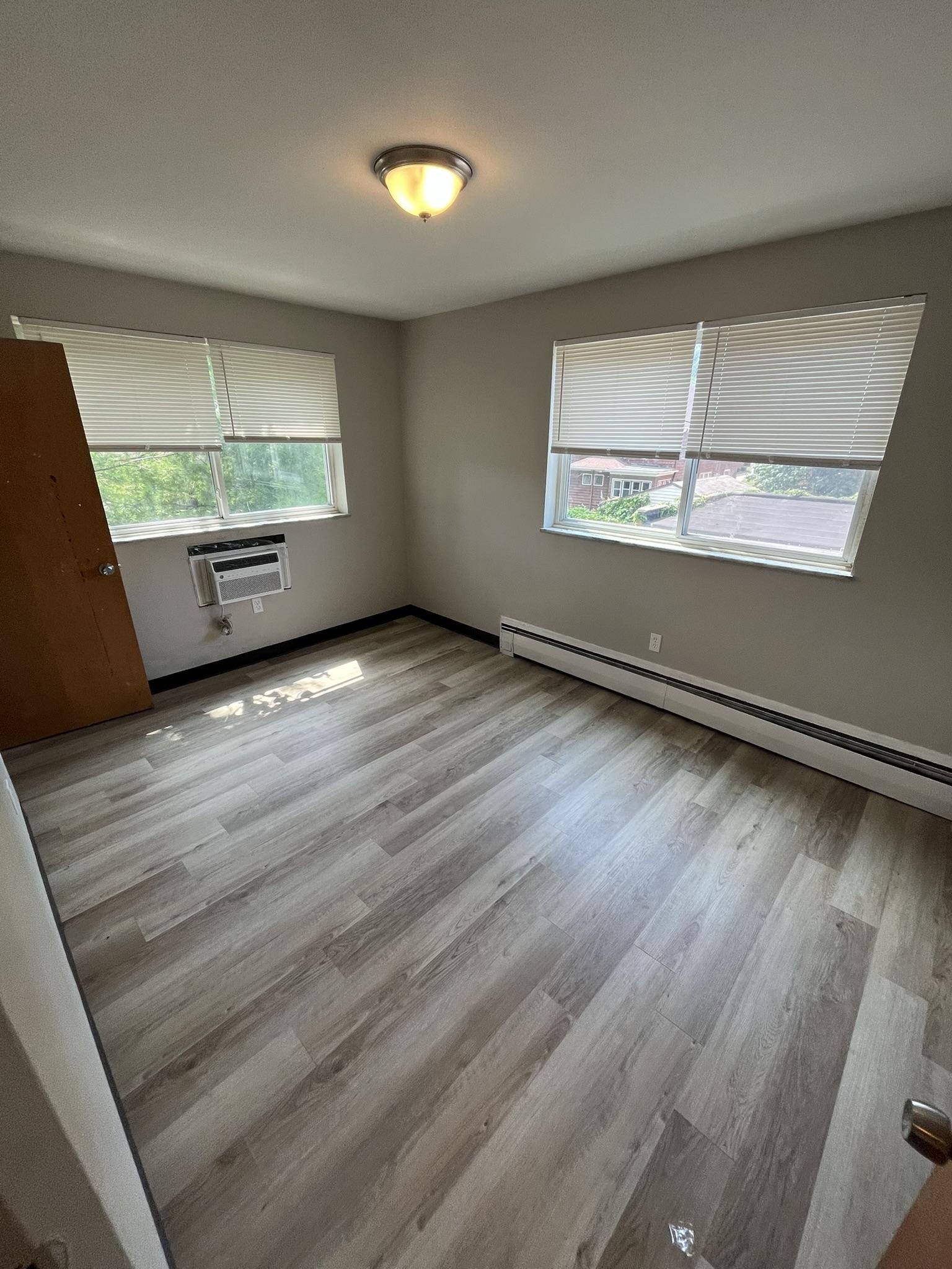 17731 Lakeshore Blvd unit 5 – photo 2
