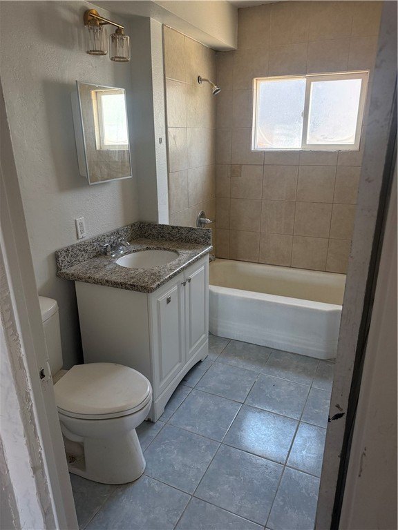530 E Oakey Blvd #A – photo 2