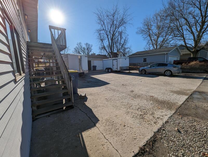 223 Carson St unit 3 – photo 4