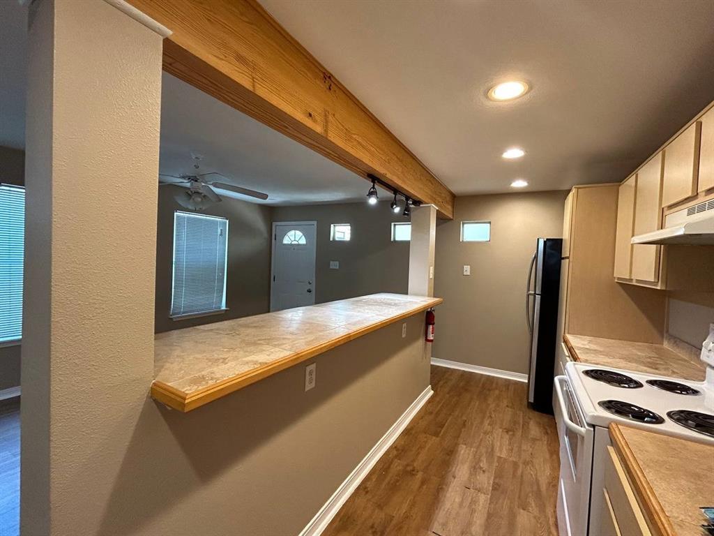 831 W 25th St unit #7 – photo 2