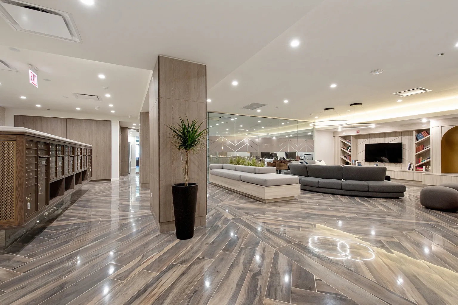 Park Heights by the Lake Apartments – photo 1
