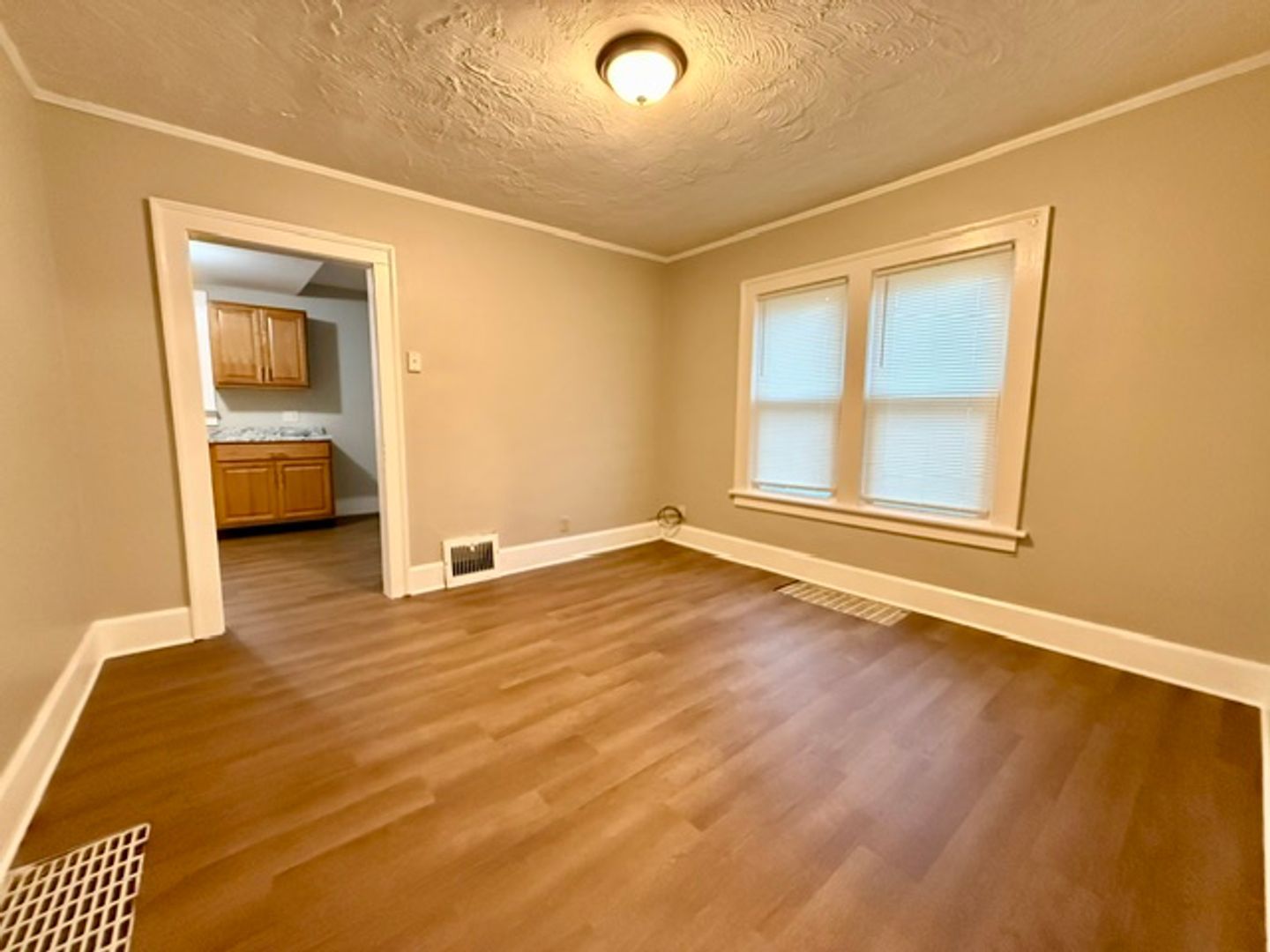 723 Wick Ave unit 723 – photo 3