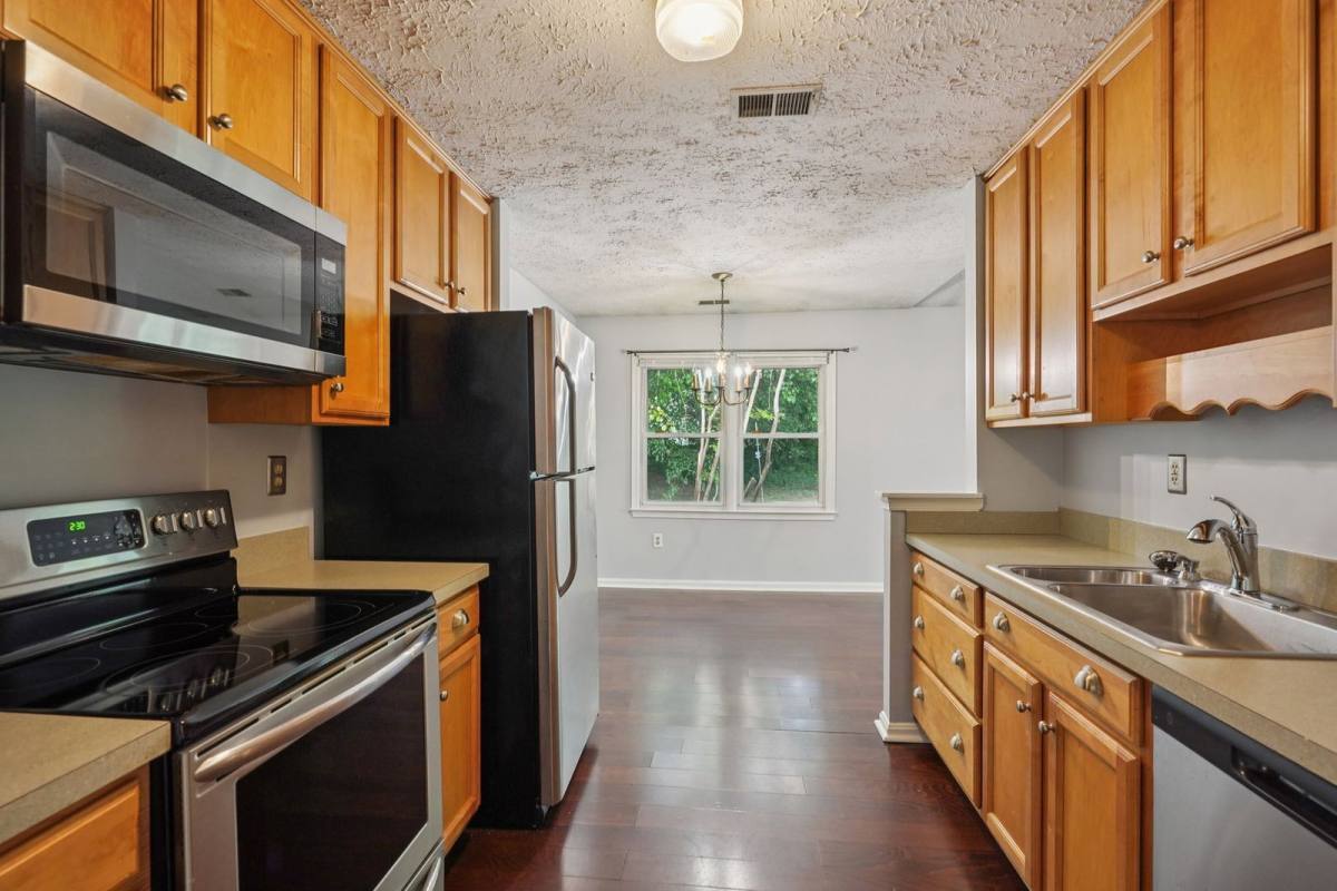 2317 Valery Ct – photo 4