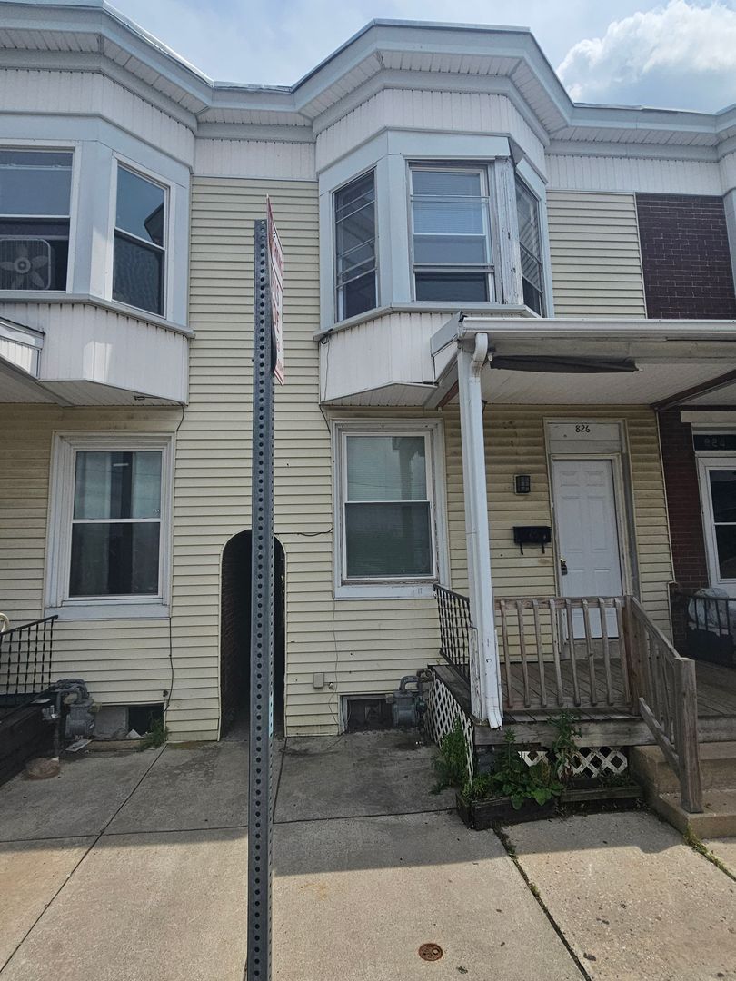 826 Wallace St – photo 2