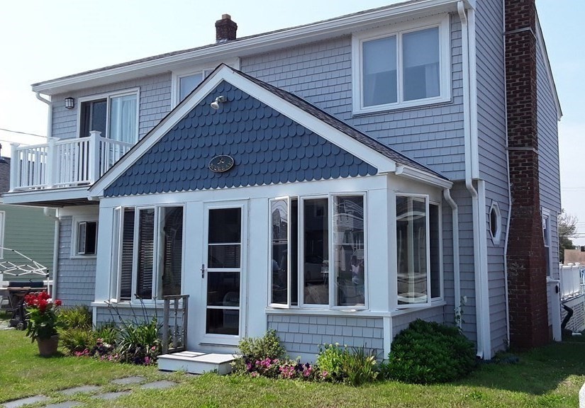 65 Foster Ave – photo 1