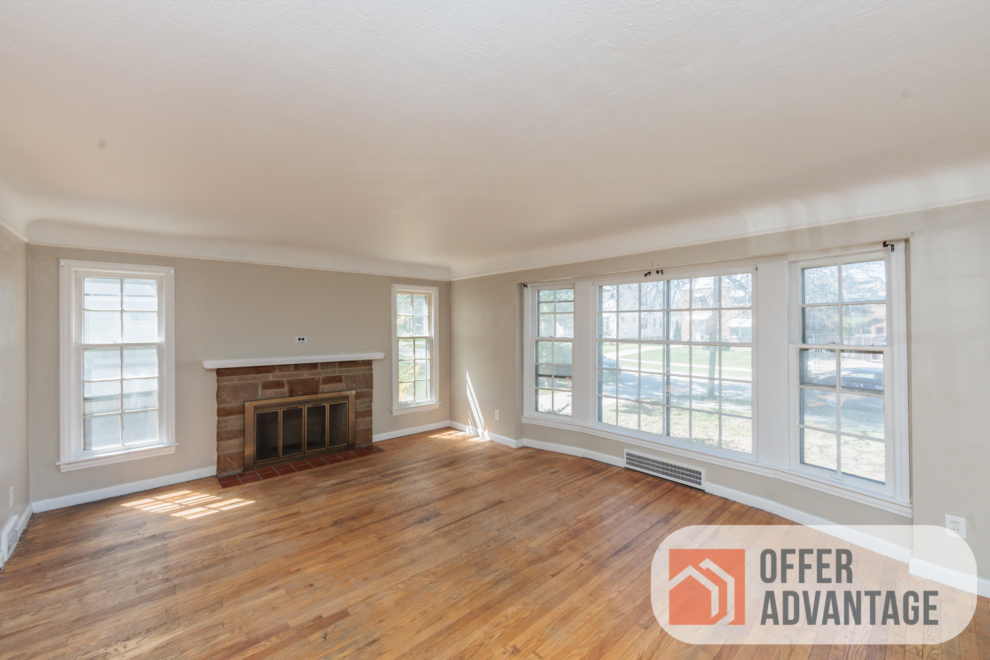 1469 Genesee Rd unit 1 – photo 4