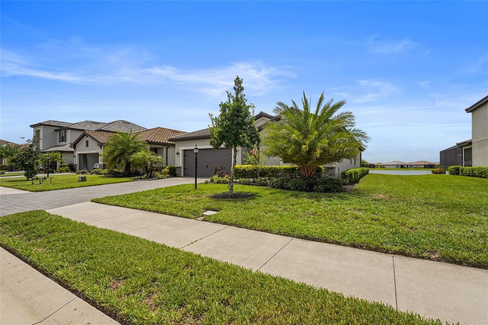 15522 Islandwalk Ave – photo 3