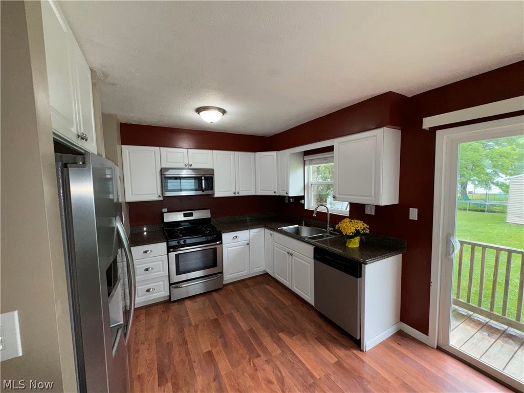 1214 Bryce Ave – photo 2