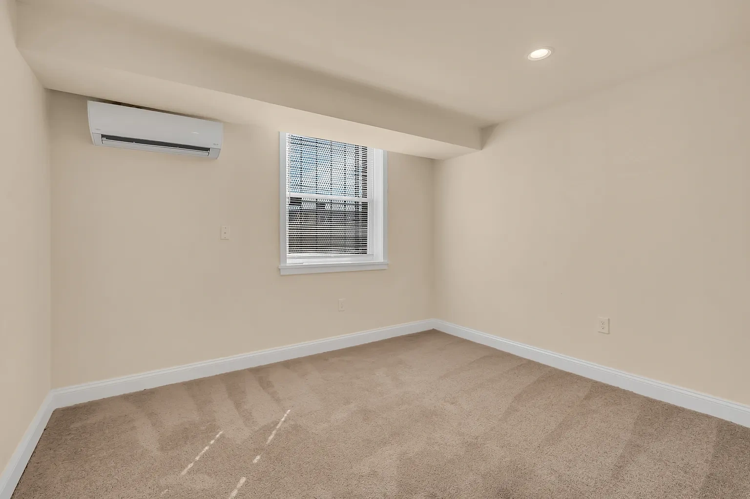 1825 Maryland Avenue – photo 4