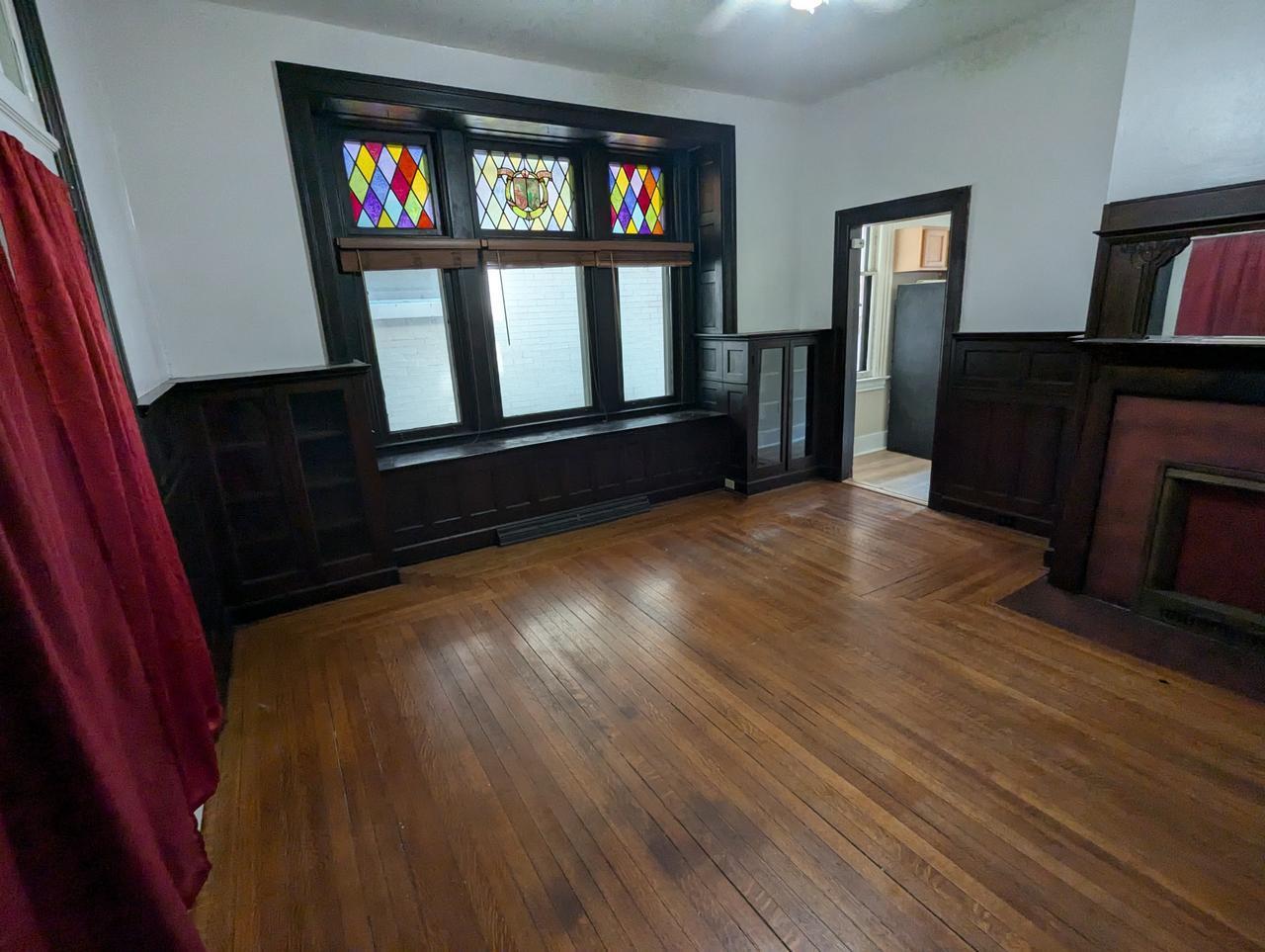 5414 Howe St unit 1 – photo 3