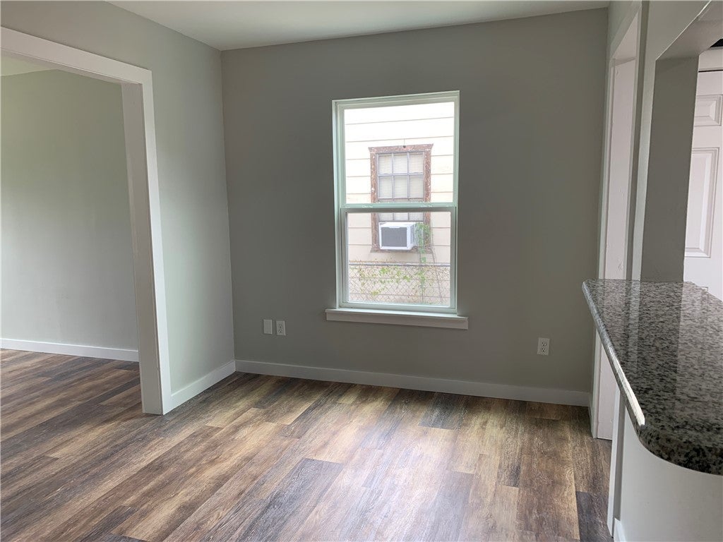 610 Caddo St – photo 5