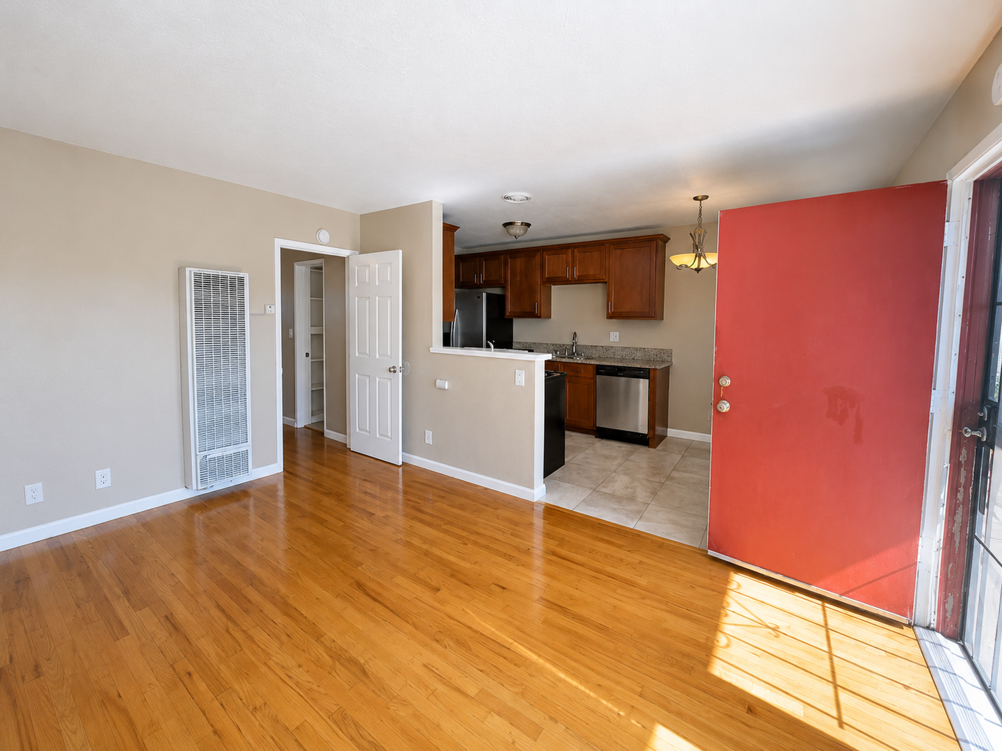 741 Gladys Ave unit 741-A – photo 2